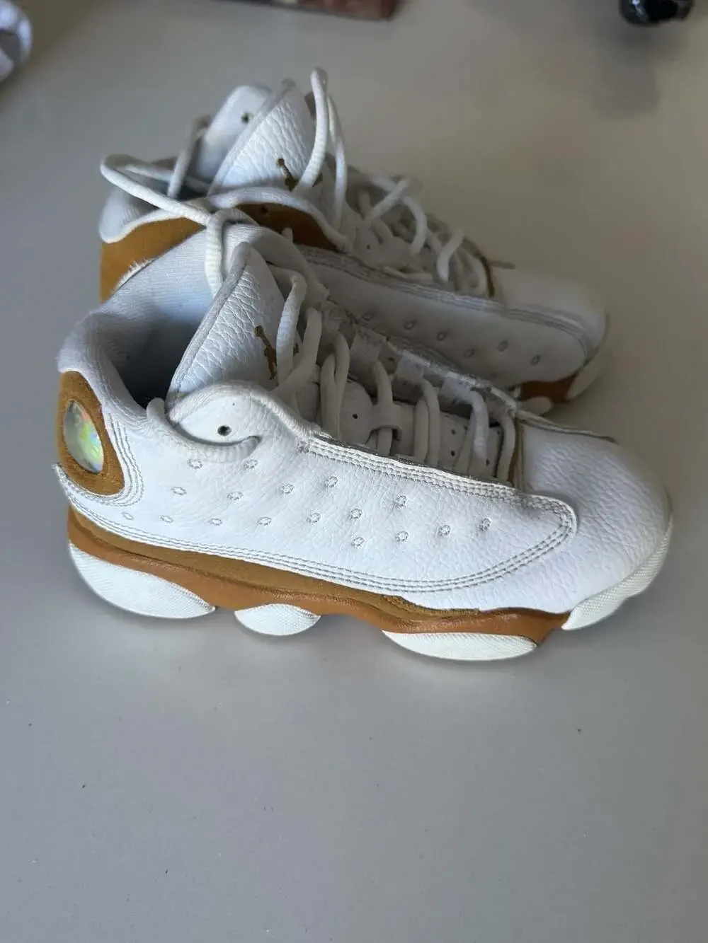 Air Jordan 13 Retro Wheat White Yellow Youth Sneakers